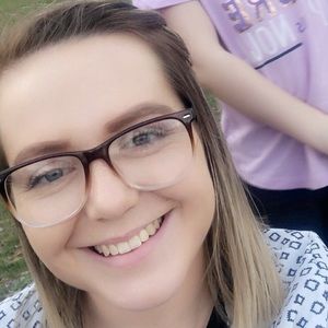 Meet your Posher, Nina